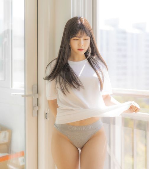 新婚不久和上司出差中出