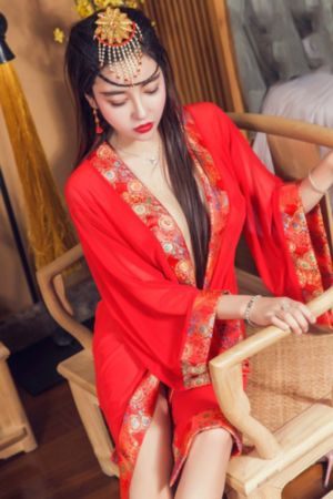 按摩店里的女大学生