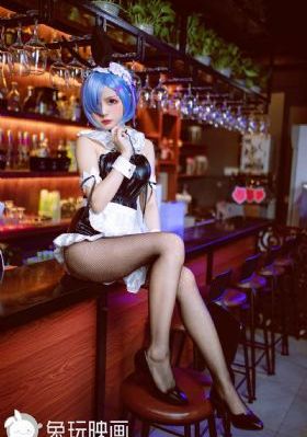 电车魔女在线
