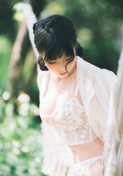 错过末班车的女职员