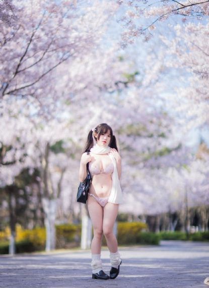 少女高清动漫在线观看