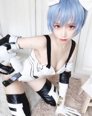 老男孩免费观看绯红女巫