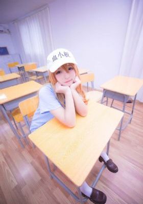 日本吃奶摸下边免费视频